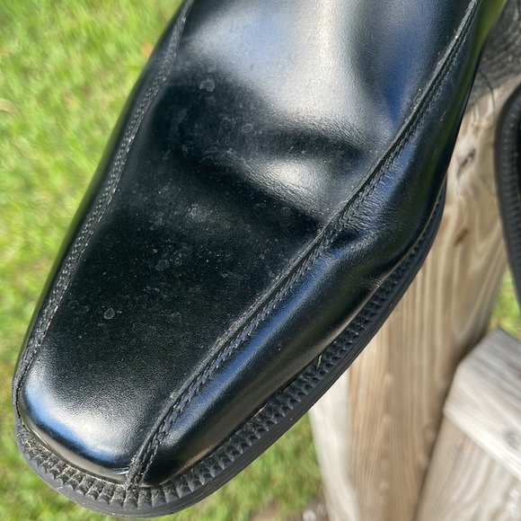 Florsheim Forum Zipper Chukka Boot. Black Leather ,Memory Foam .Rubber sole. - Picture 12 of 13
